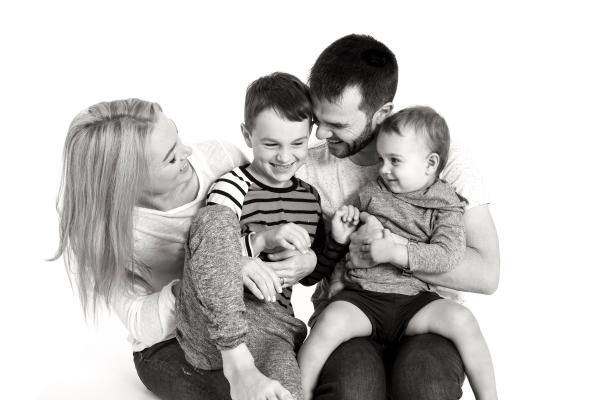 5 reasons why a Family Studio Photoshoot is great in Winter... | 5 ...